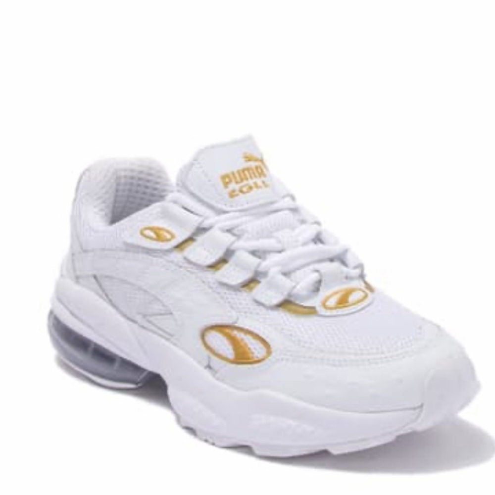 Puma Sneakers Venom white & Gold lace up low top.  Size  8.5 NIB